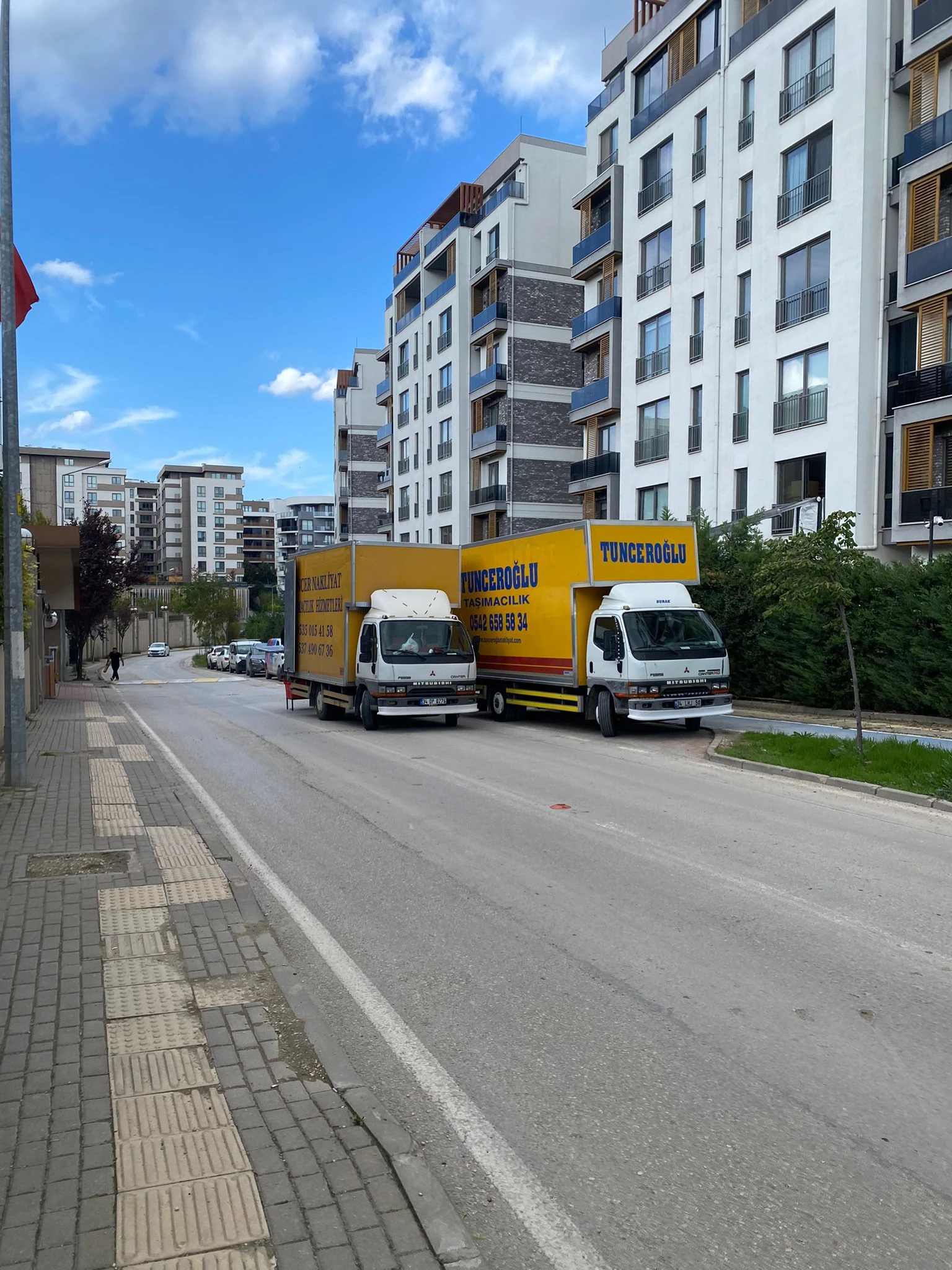 Tunceroğlu Nakliyat Kağıthane Dar Sokak Araç Filosu